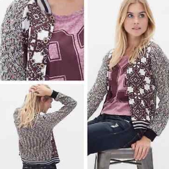 BKE Buckle Gimmicks Purple Gray Mandala Sweater Jacket Size Small - Picture 1 of 10